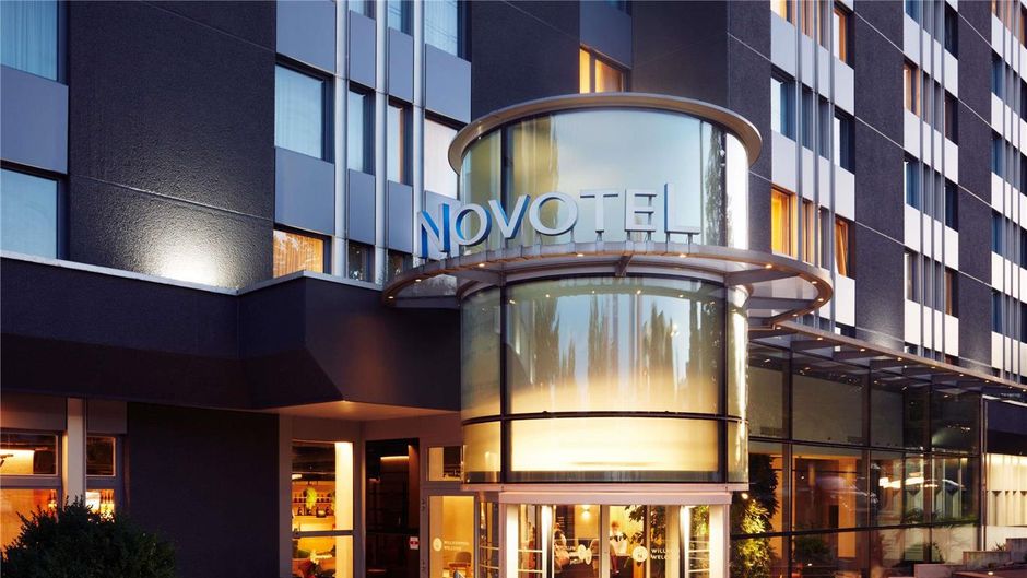 Novotel Zurich Airport Messe Exterior