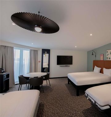 Ibis Paris Canal Saint Martin
