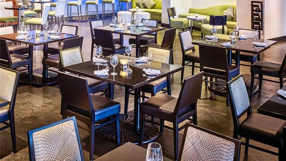Novotel Toronto North York Restaurant