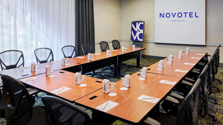 Novotel Toronto North York Meeting