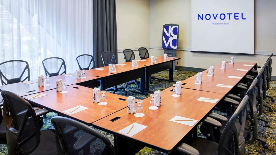 Novotel Toronto North York Meeting