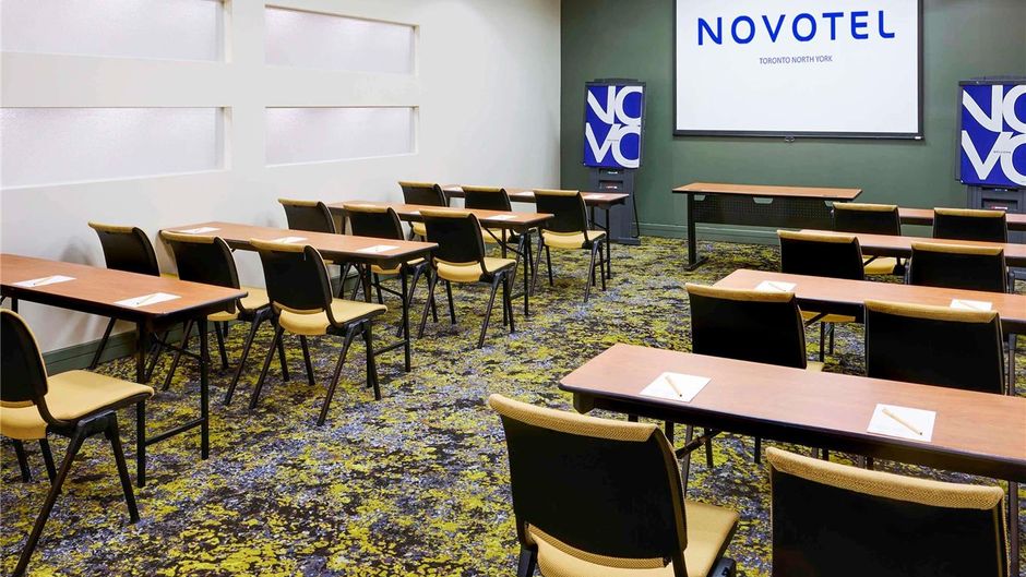 Novotel Toronto North York Meeting
