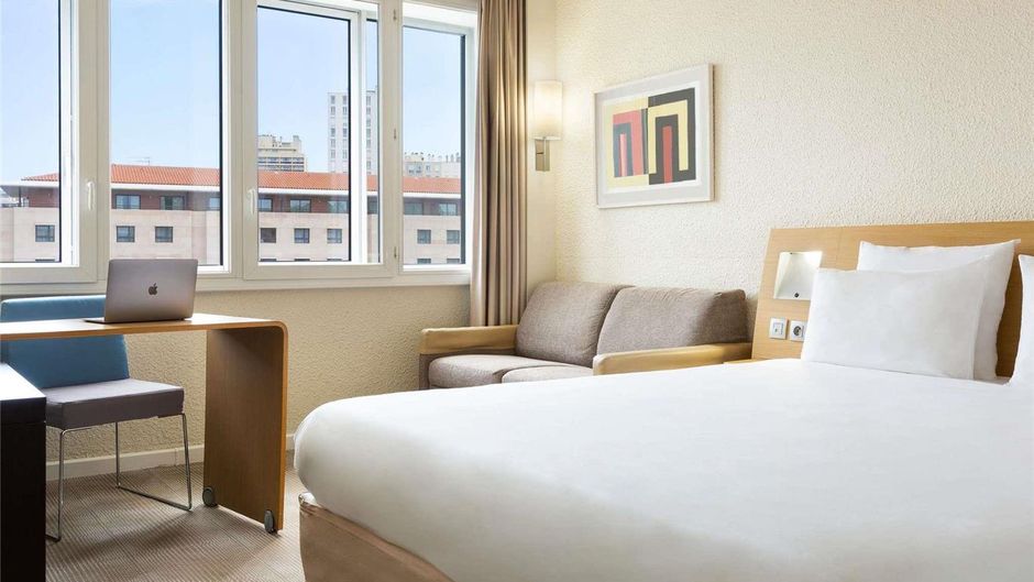 Novotel Marseille Vieux Port Room