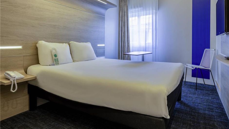 Ibis La Rochelle Centre Room