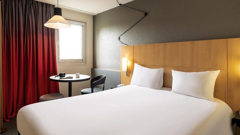 Ibis Cergy Le Port Room