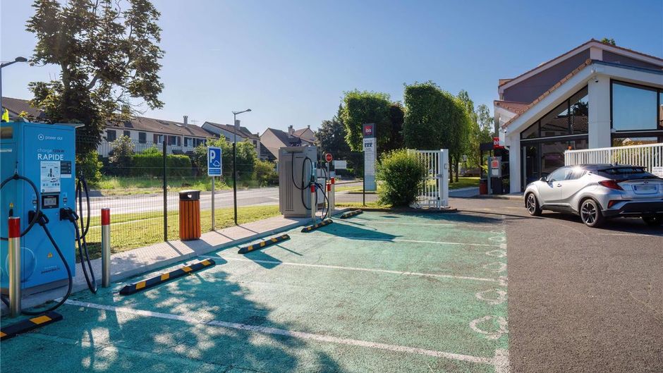 Ibis Cergy Le Port Exterior