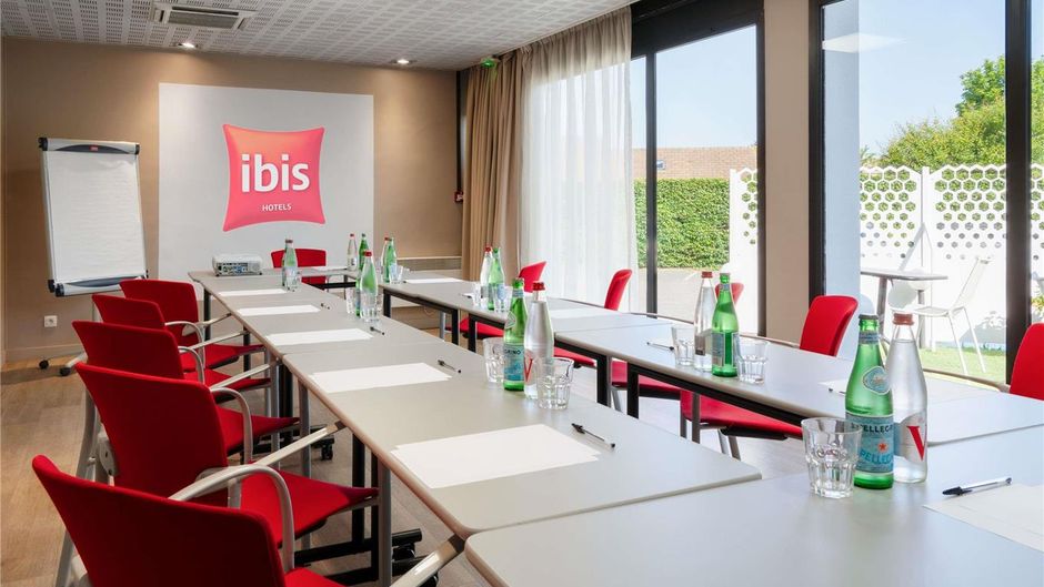 Ibis Cergy Le Port Meeting