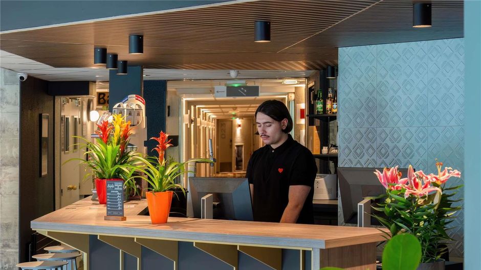 Ibis Cergy Le Port Exterior