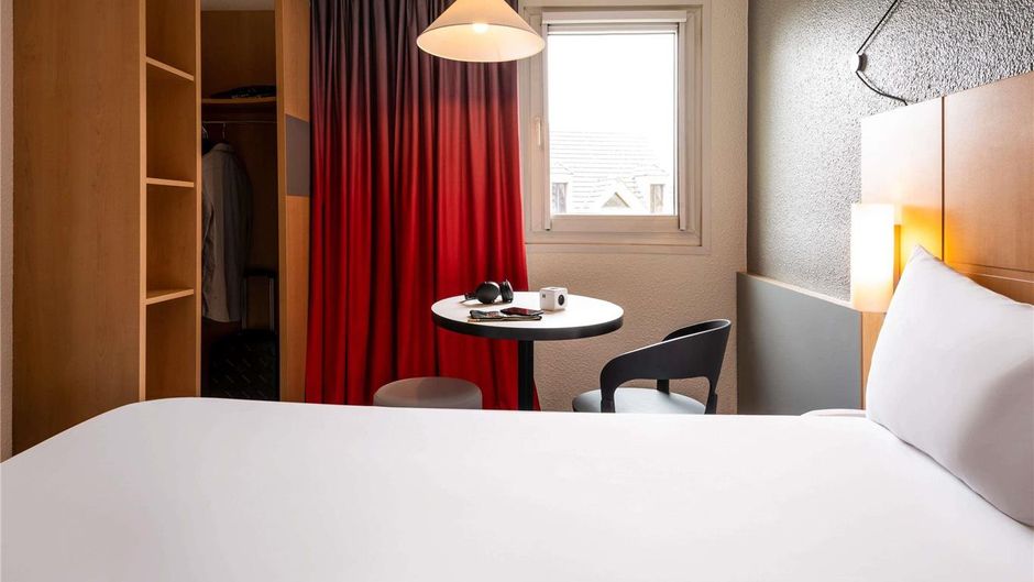 Ibis Cergy Le Port Room