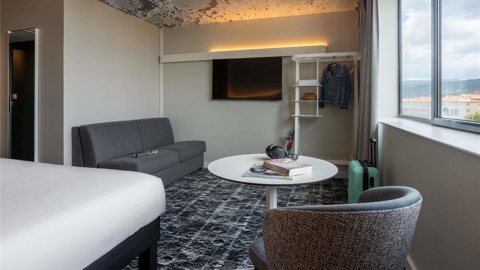 Ibis Hotel Clermont-Ferrand Room