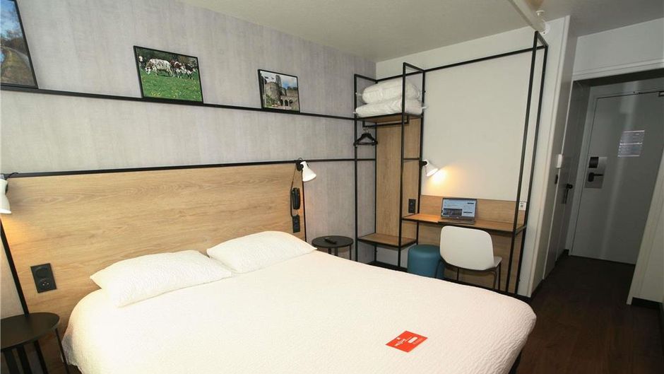 Ibis Hotel St Lo Room