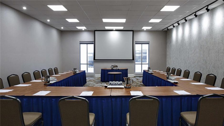 Novotel Toronto Centre Meeting