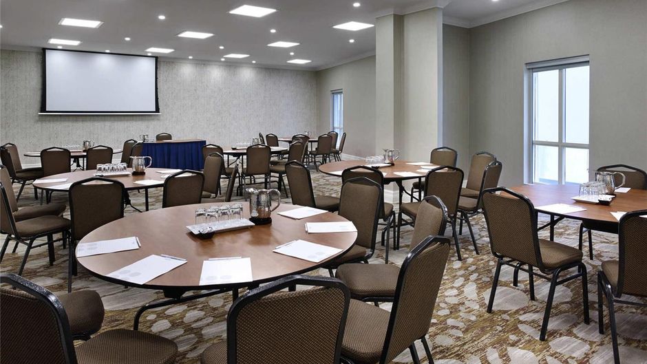 Novotel Toronto Centre Meeting