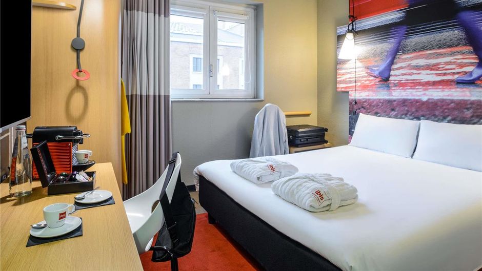 Ibis Hotel Milan Centro Room