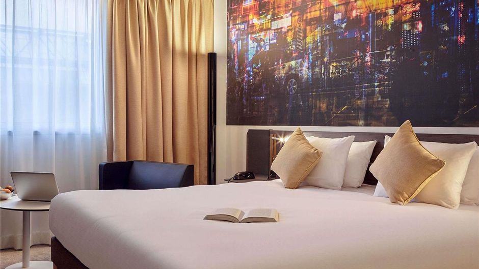 Novotel Paris Bercy Room