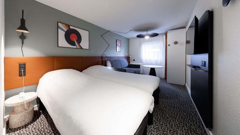Ibis Hotel Bordeaux Meriadeck Room