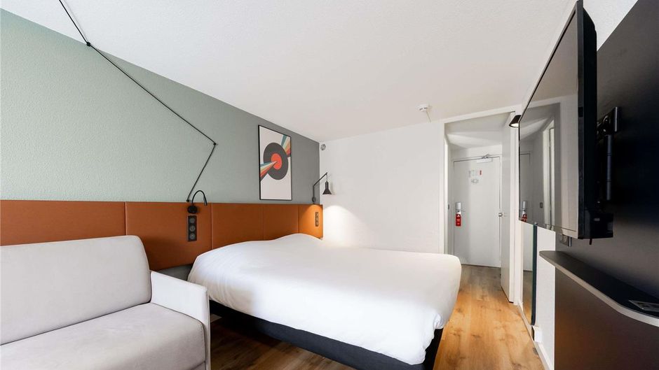 Ibis Hotel Bordeaux Meriadeck Room