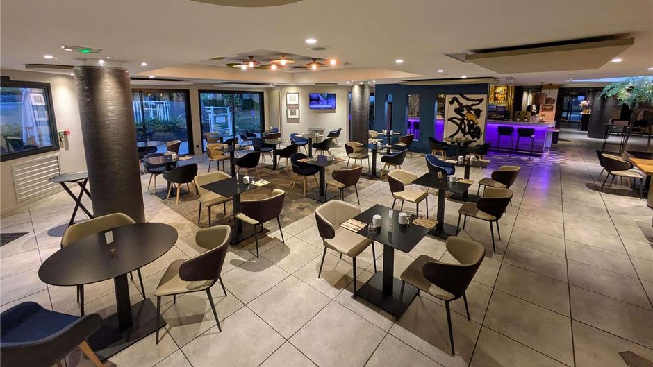 Mercure Pau Palais des Sports Exterior