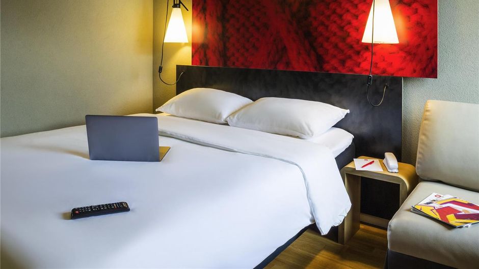 Ibis Hotel Sion Room