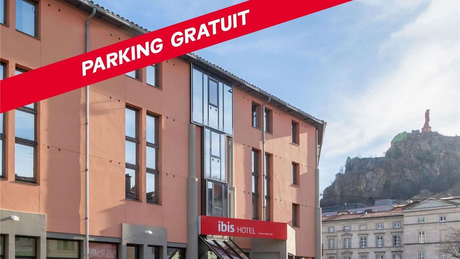 Ibis Hotel le Puy Exterior