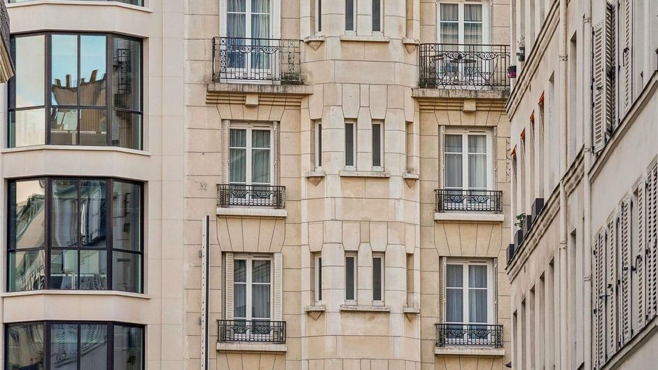 Mercure Paris Opera Faubourg Montmartre Exterior
