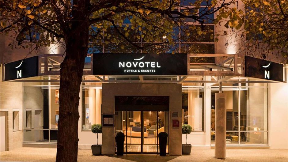 Novotel Chateau de Versailles Exterior