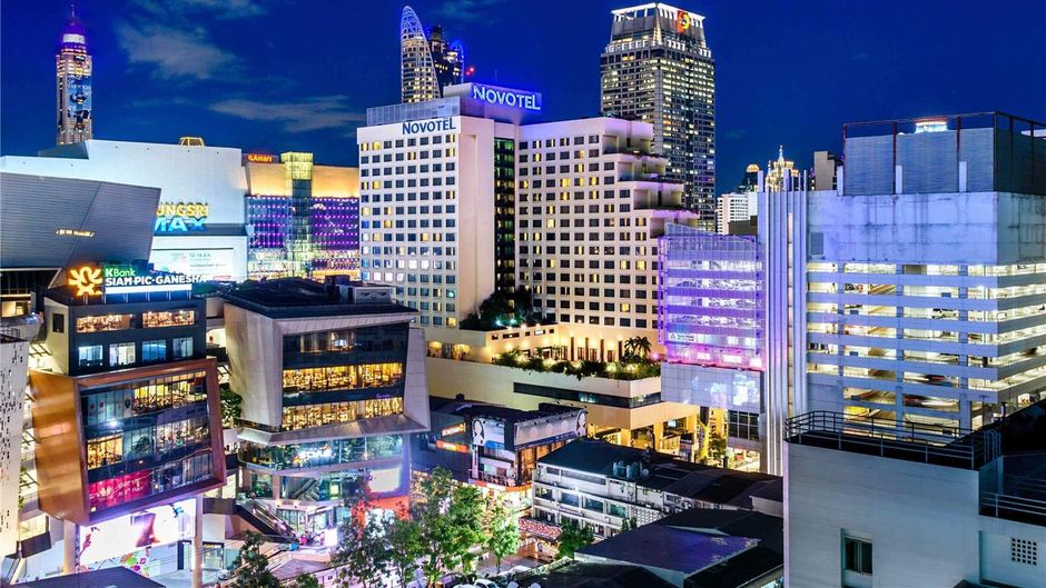 Novotel Bangkok on Siam Square Exterior