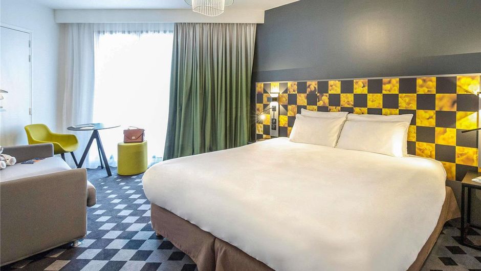 Mercure Hyeres Room
