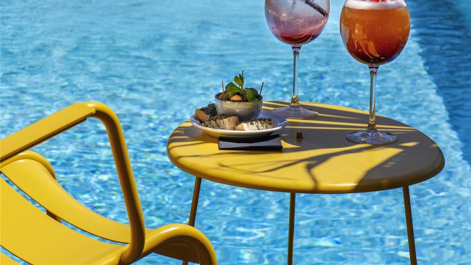 Mercure Hyeres Pool