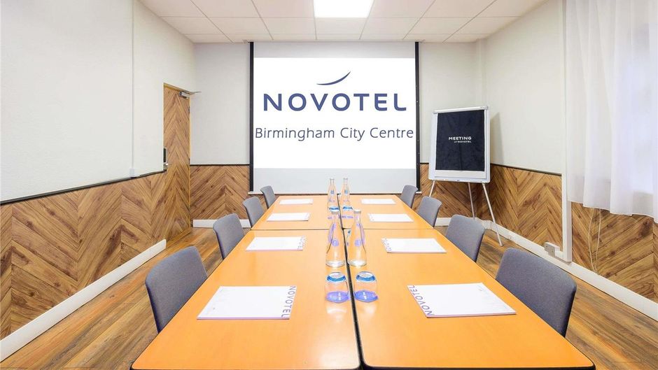 Novotel Birmingham Centre Meeting
