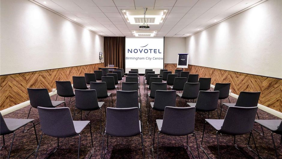 Novotel Birmingham Centre Meeting