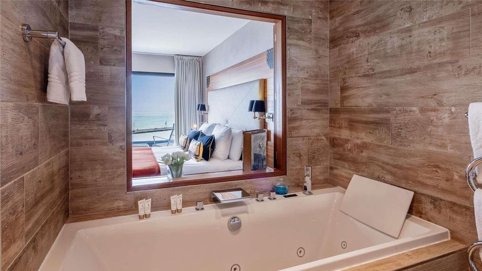 Cote Ouest Thalasso & Spa Hotel Suite