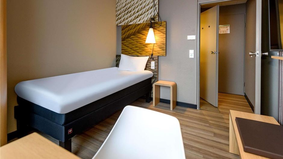 Ibis Hotel Mainz Room