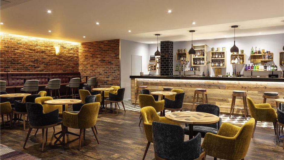 Novotel Newcastle Airport Restaurant