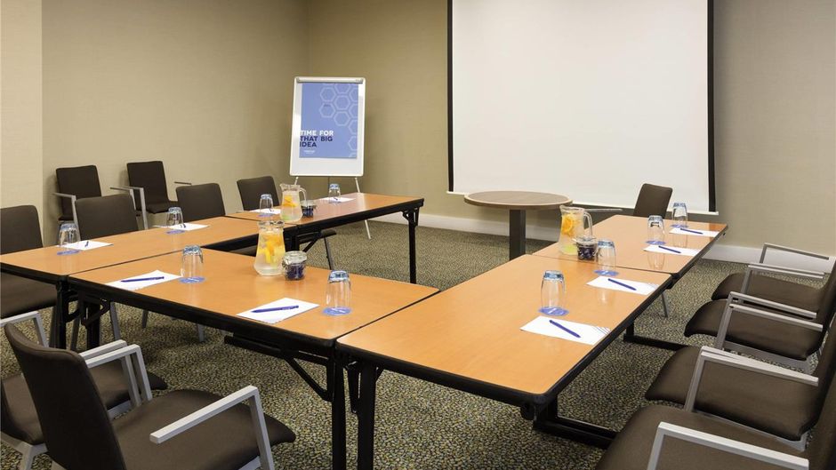 Novotel Newcastle Airport Meeting