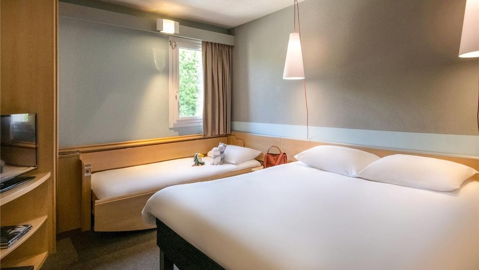 Ibis Hotel Gap Room