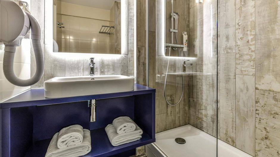 Ibis Styles La Rochelle Thalasso Room