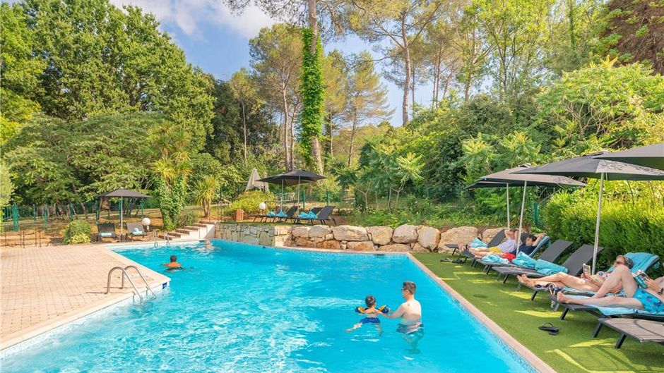 Mercure Antibes Sophia Antipolis Hotel Pool