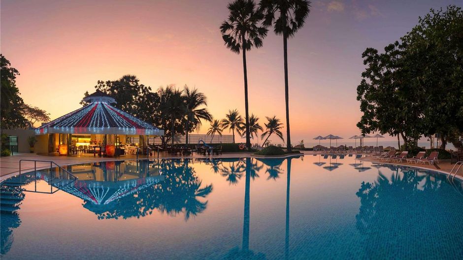 Novotel Rim Pae Rayong Pool