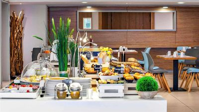 Mercure Paris Pt de Versailles Vaugirard