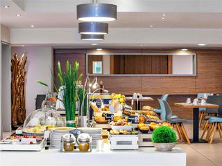 Mercure Paris Pt de Versailles Vaugirard