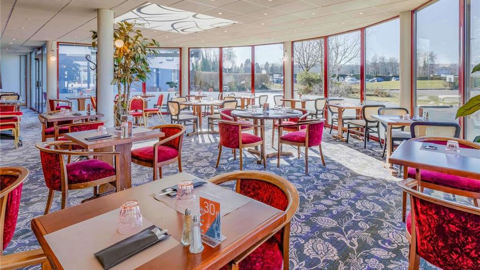 Mercure Lyon Est Villefontaine Exterior