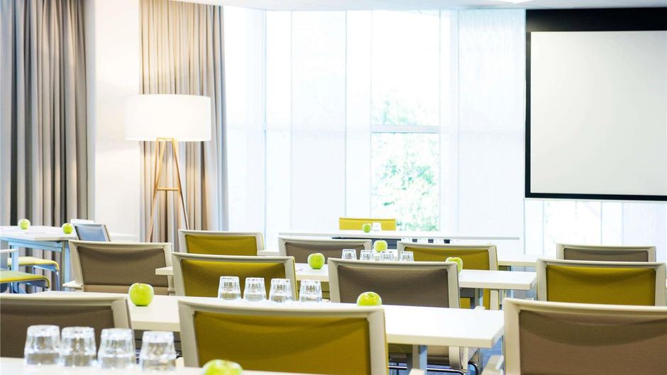 Novotel Rotterdam Brainpark Exterior