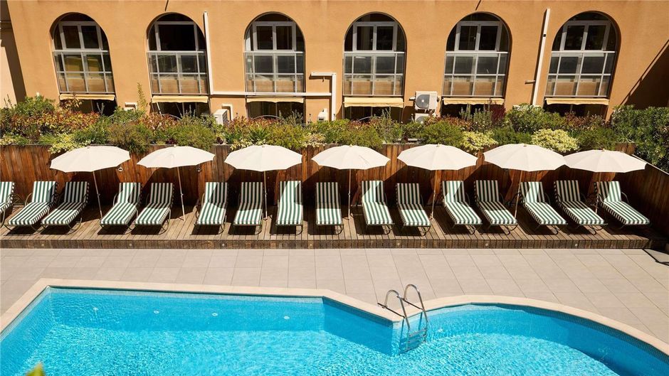 Grand Hotel Roi Rene Exterior