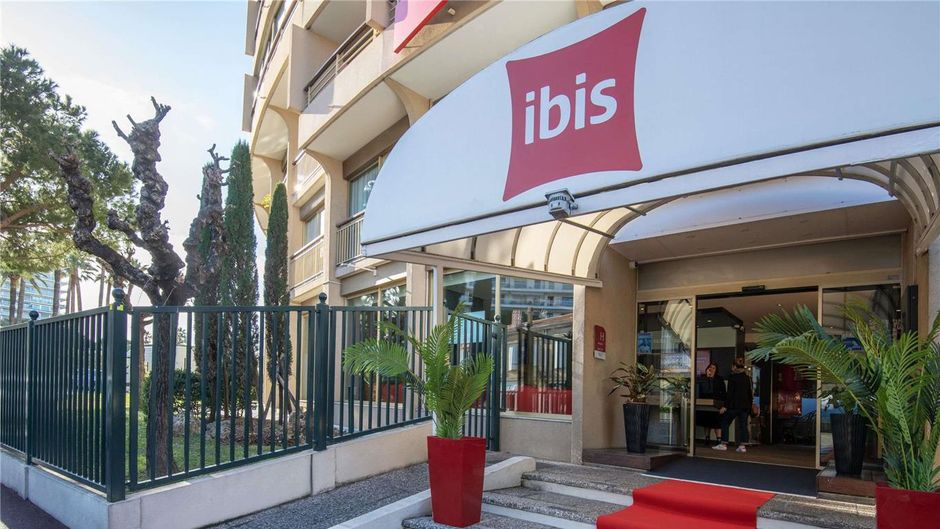 Ibis Cannes Plage La Bocca Exterior
