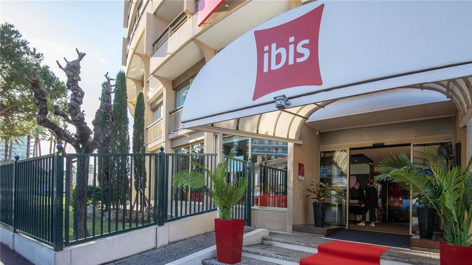 Ibis Cannes Plage La Bocca Exterior
