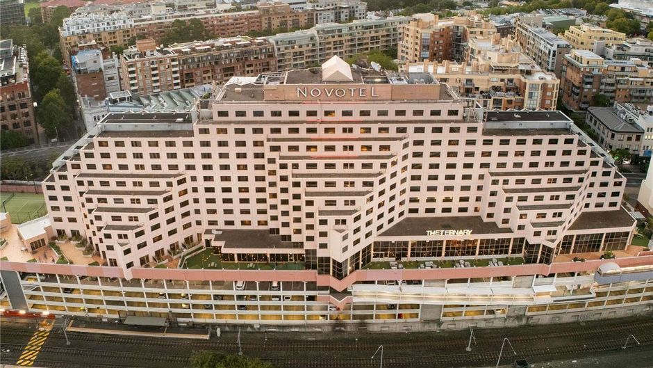 Novotel Sydney on Darling Harbour Exterior