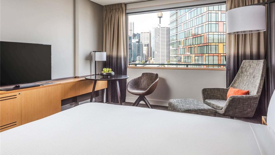 Novotel Sydney on Darling Harbour Room