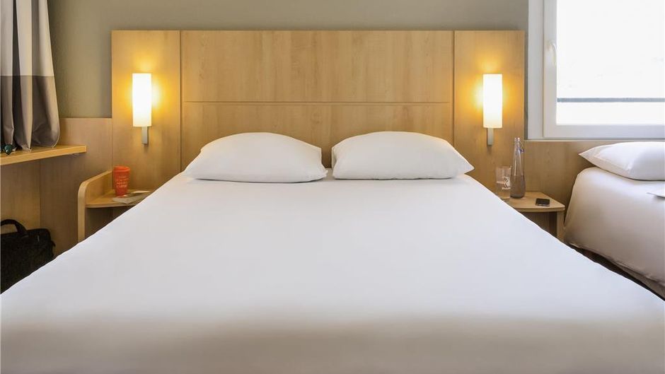 Ibis Lausanne Crissier Room