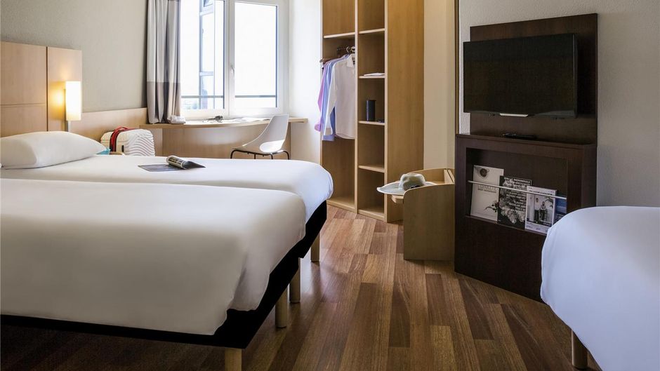 Ibis Lausanne Crissier Room